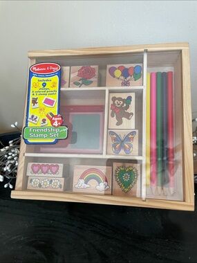 Melissa & Doug Wooden Friendship Stamp/Colored Pencil Set
